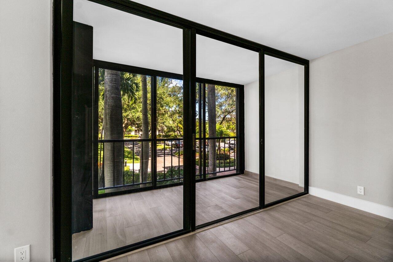 7835 Lakeside Boulevard, Unit 924 Boca Raton, FL 33434 - Photo 12 of 39 014-7835LakesideBoulevard-BocaRaton-FL-3