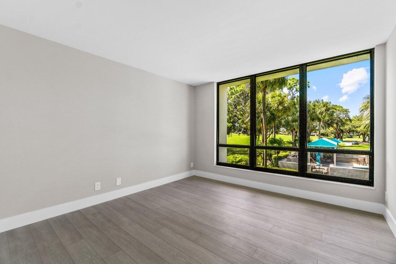 7835 Lakeside Boulevard, Unit 924 Boca Raton, FL 33434 - Photo 16 of 39 018-7835LakesideBoulevard-BocaRaton-FL-3