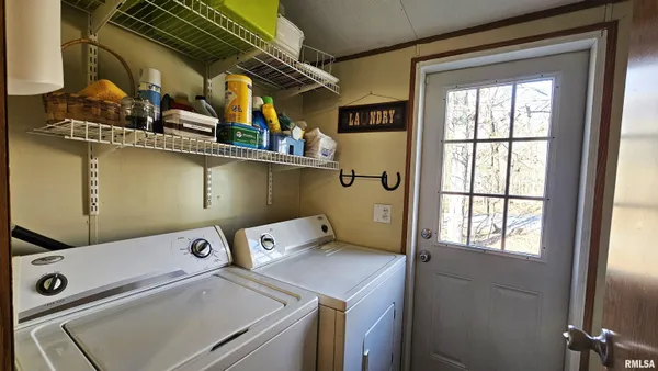 $319,000 | 2 Camp Thirsty Lane, Eddyville, IL 62928