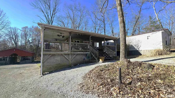 $319,000 | 2 Camp Thirsty Lane, Eddyville, IL 62928