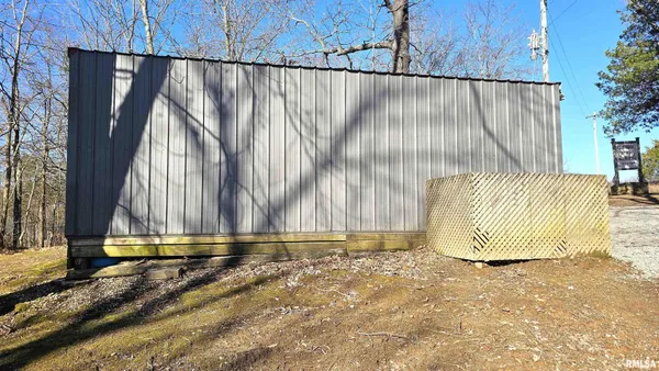 $319,000 | 2 Camp Thirsty Lane, Eddyville, IL 62928