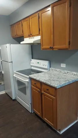 $1,350 | 3303 Colgate Avenue, Unit 3303, Zion, IL 60099