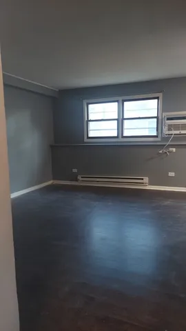 $1,350 | 3303 Colgate Avenue, Unit 3303, Zion, IL 60099