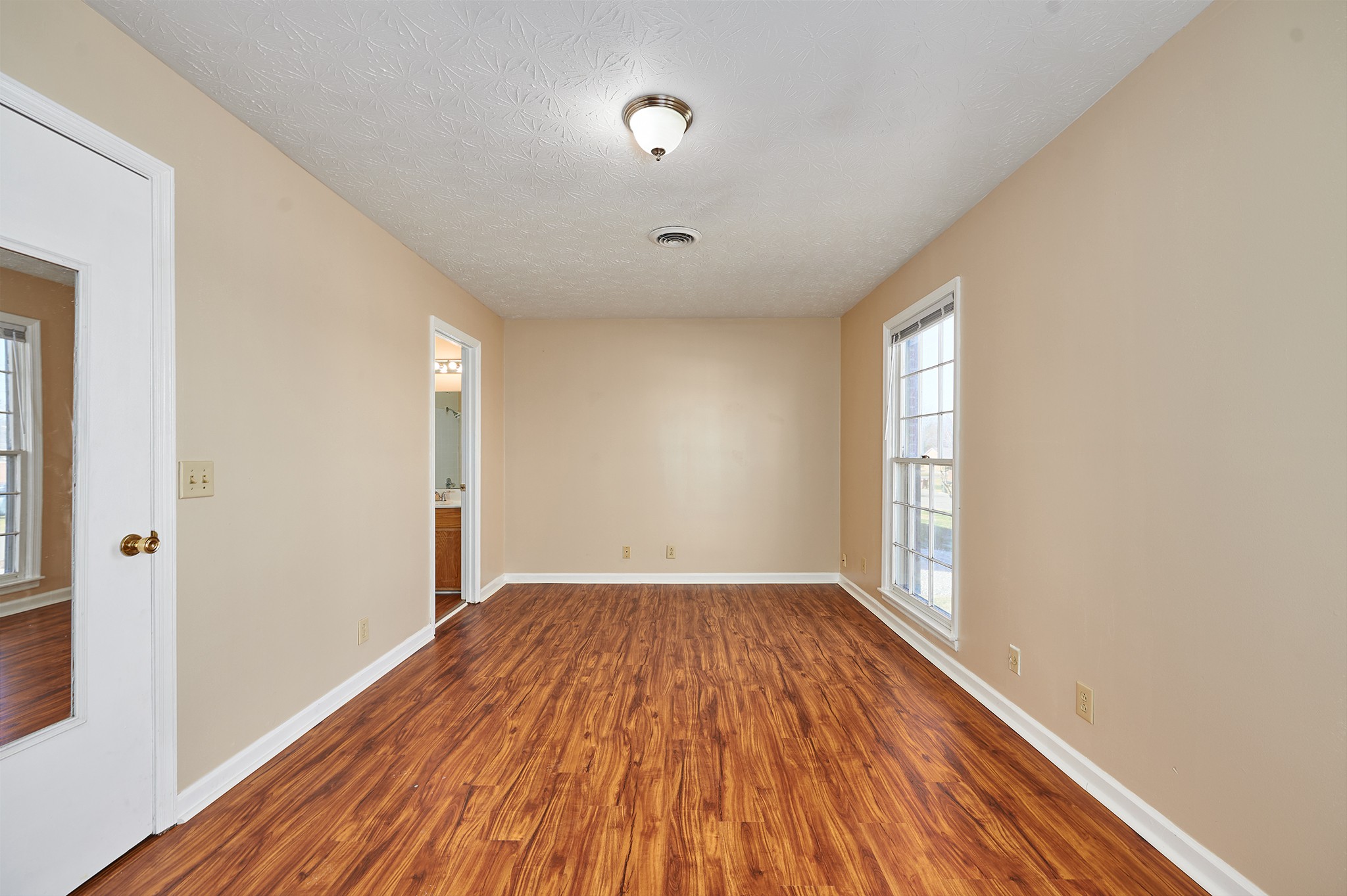 321 Westwind Drive Springfield, TN 37172 - Photo 7 of 12 Gallery Image 7