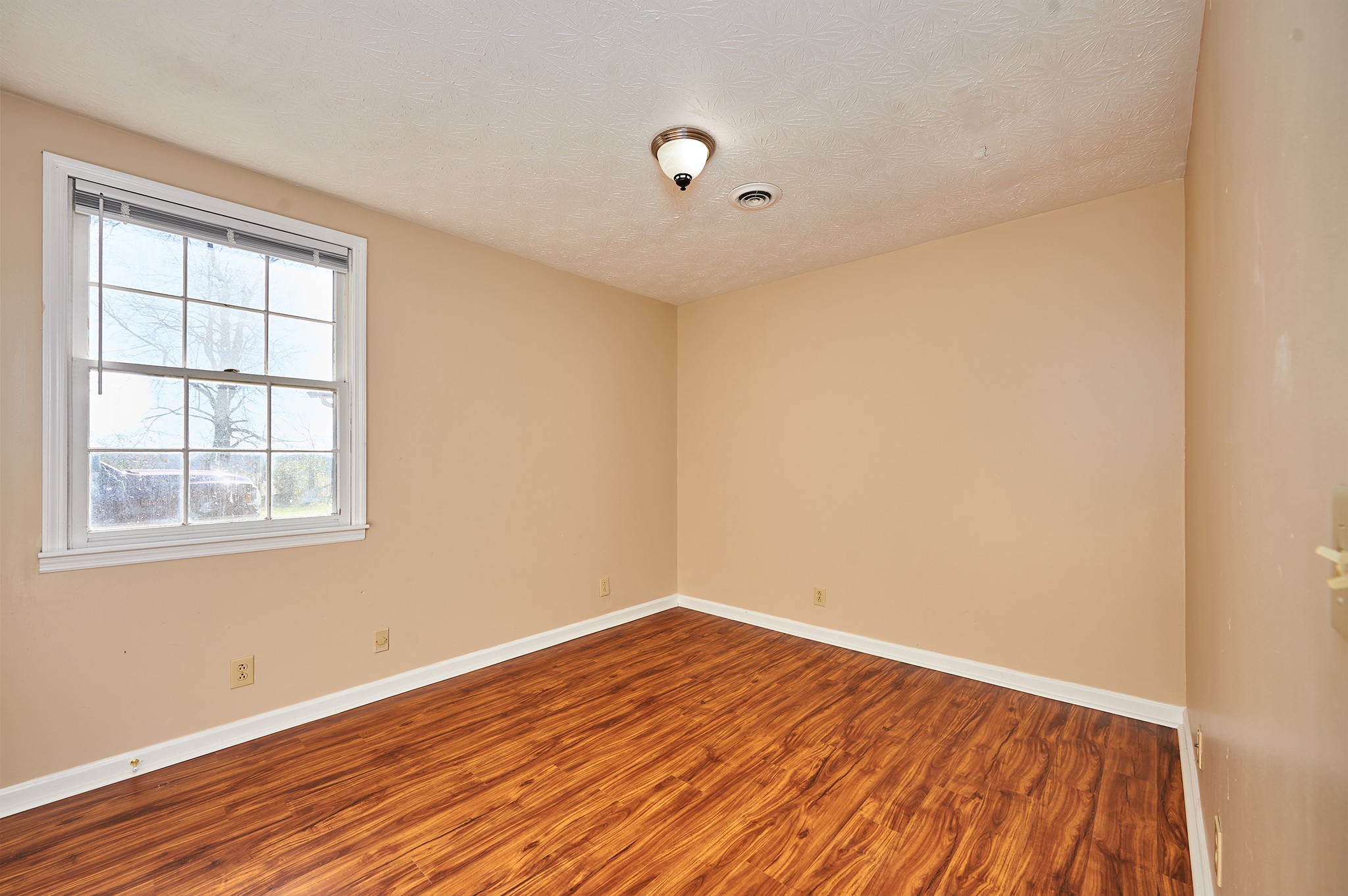 321 Westwind Drive Springfield, TN 37172 - Photo 10 of 12 Gallery Image 10