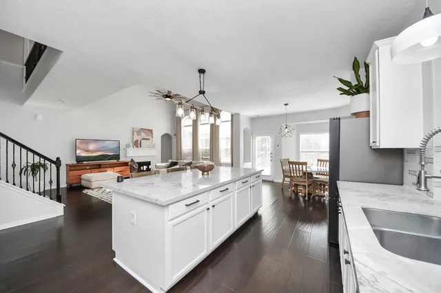 $585,000 | 30214 Vinebriar Drive, Spring, TX 77386