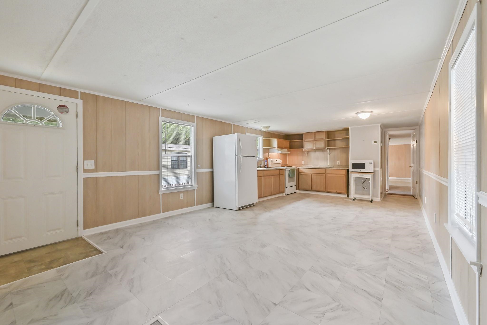 136 Crooked Island Circle Murrells Inlet, SC 29576 - Photo 5 of 48