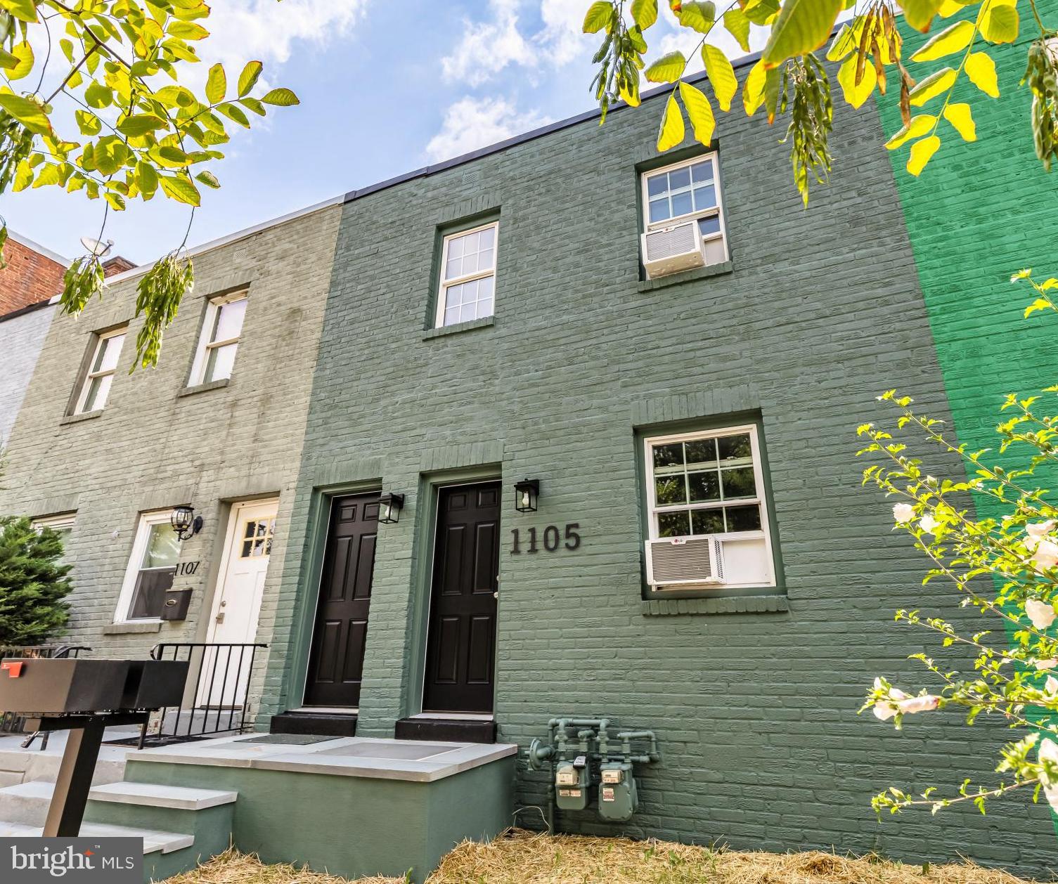 1105 16th Street Northeast Washington, DC 20002 - Photo 1 of 33