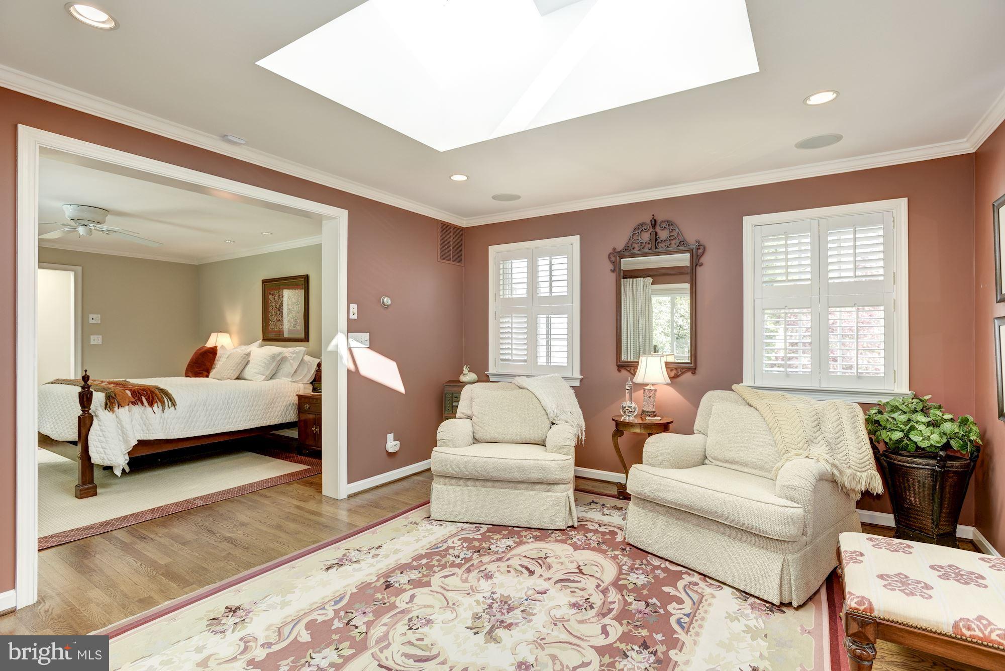 1062 Rector Lane McLean, VA 22102 - Photo 19 of 37 Sitting Room
