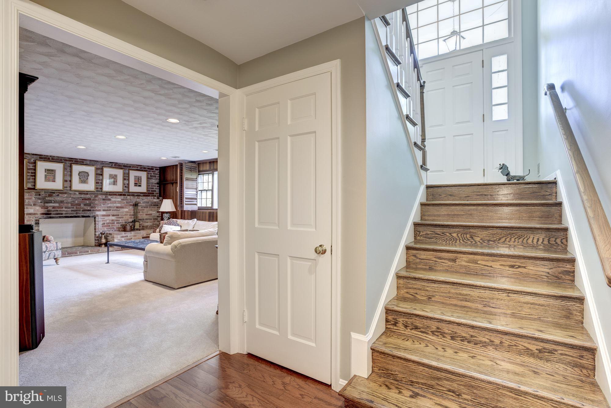 1062 Rector Lane McLean, VA 22102 - Photo 24 of 37 Lower Level Landing