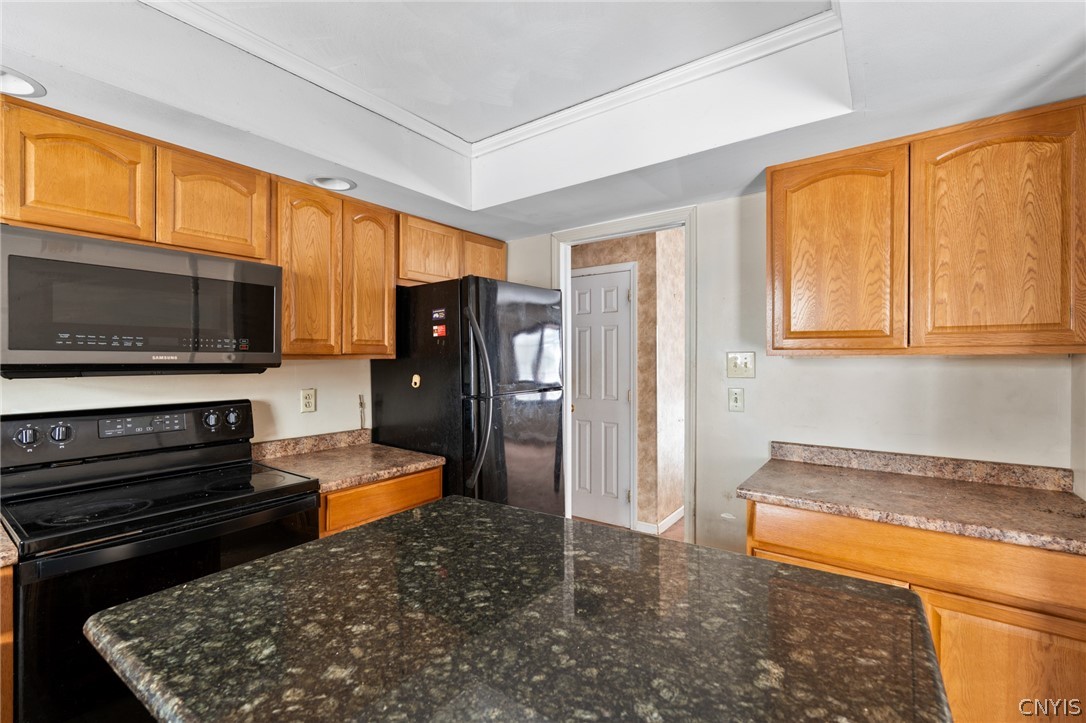 6788 South James Street Rome, NY 13440 - Photo 7 of 49