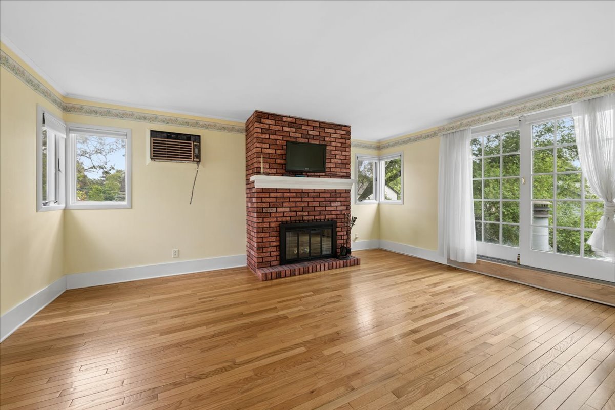 23925 Lockport Street Plainfield, IL 60544 - Photo 13 of 31