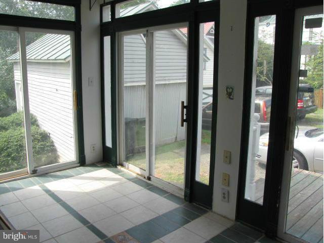 8809 Quarry Road Manassas, VA 20110 - Photo 3 of 10 Exterior (General)