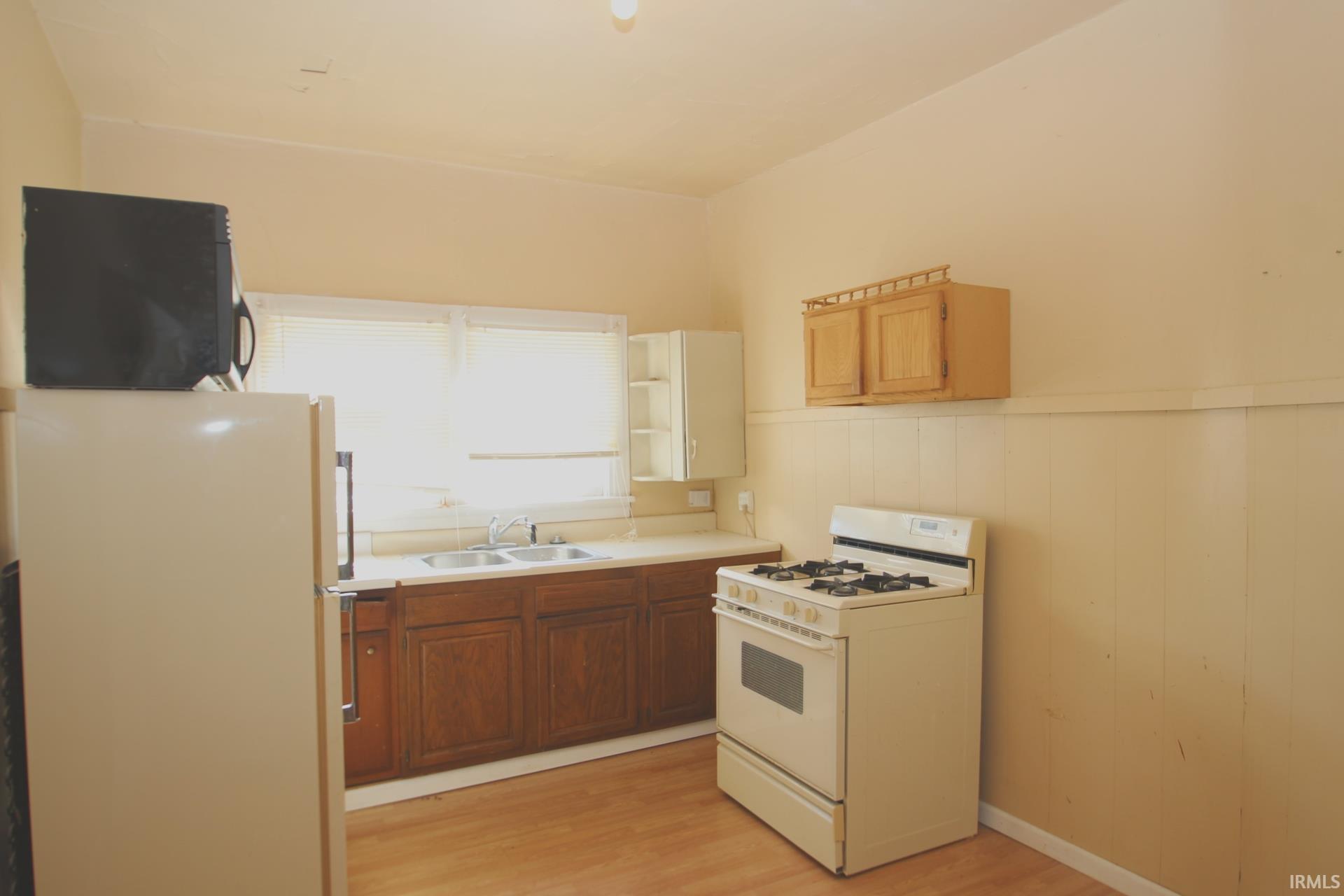 304-306 Indiana Street Wabash, IN 46992 - Photo 5 of 24 Gallery Image 5