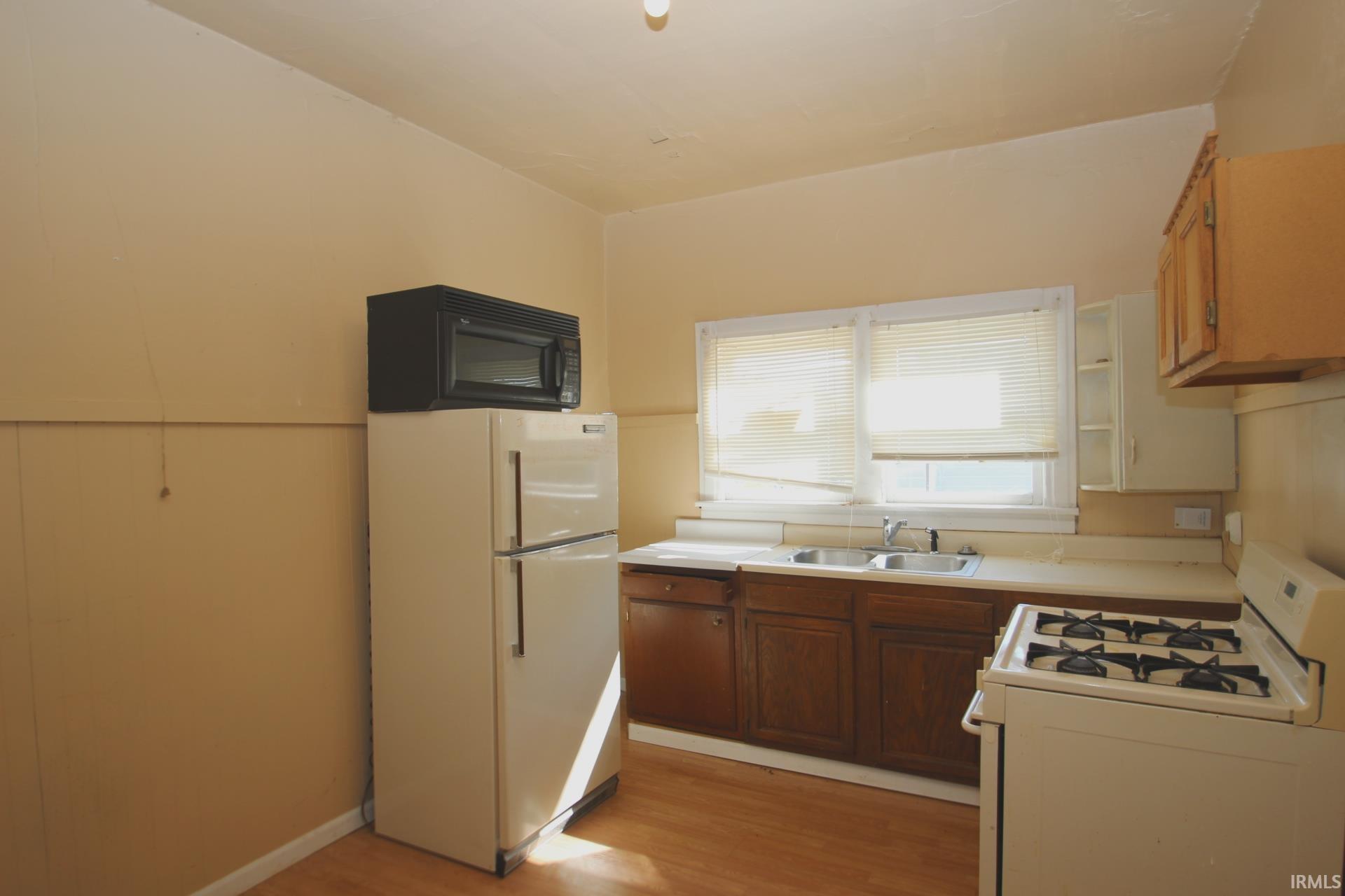 304-306 Indiana Street Wabash, IN 46992 - Photo 6 of 24 Gallery Image 6