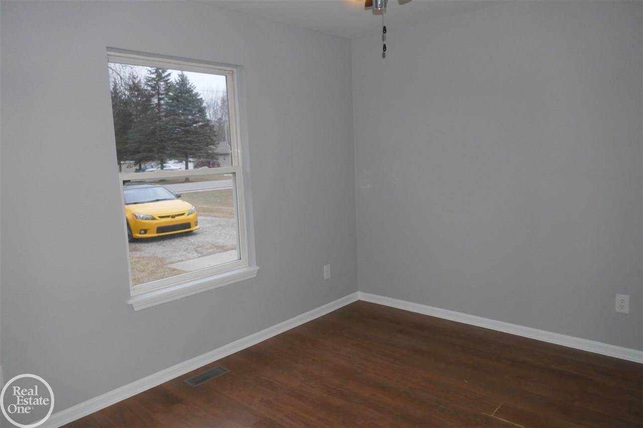 2932 Michigan Road Port Huron, MI 48060 - Photo 18 of 34