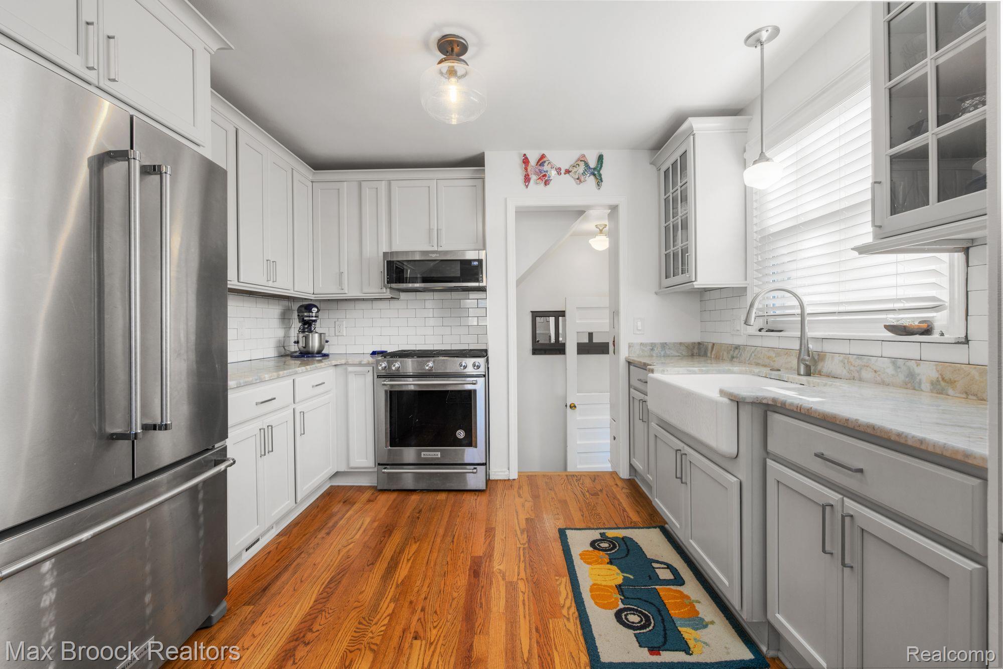 3604 Durham Road Royal Oak, MI 48073 - Photo 9 of 26 Gallery Image 9
