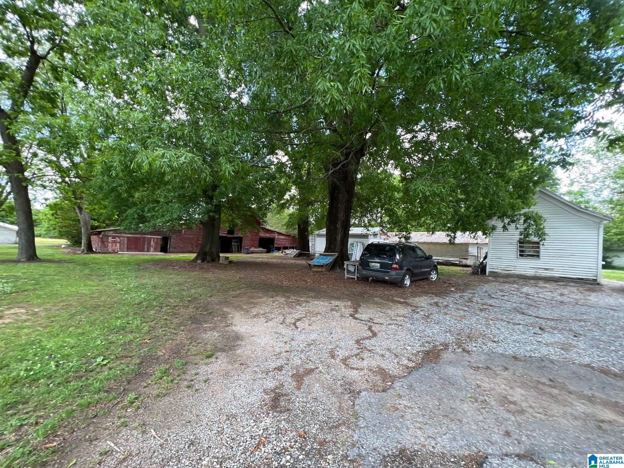 6402 Weaver Road Anniston, AL 36206 - Photo 8 of 40