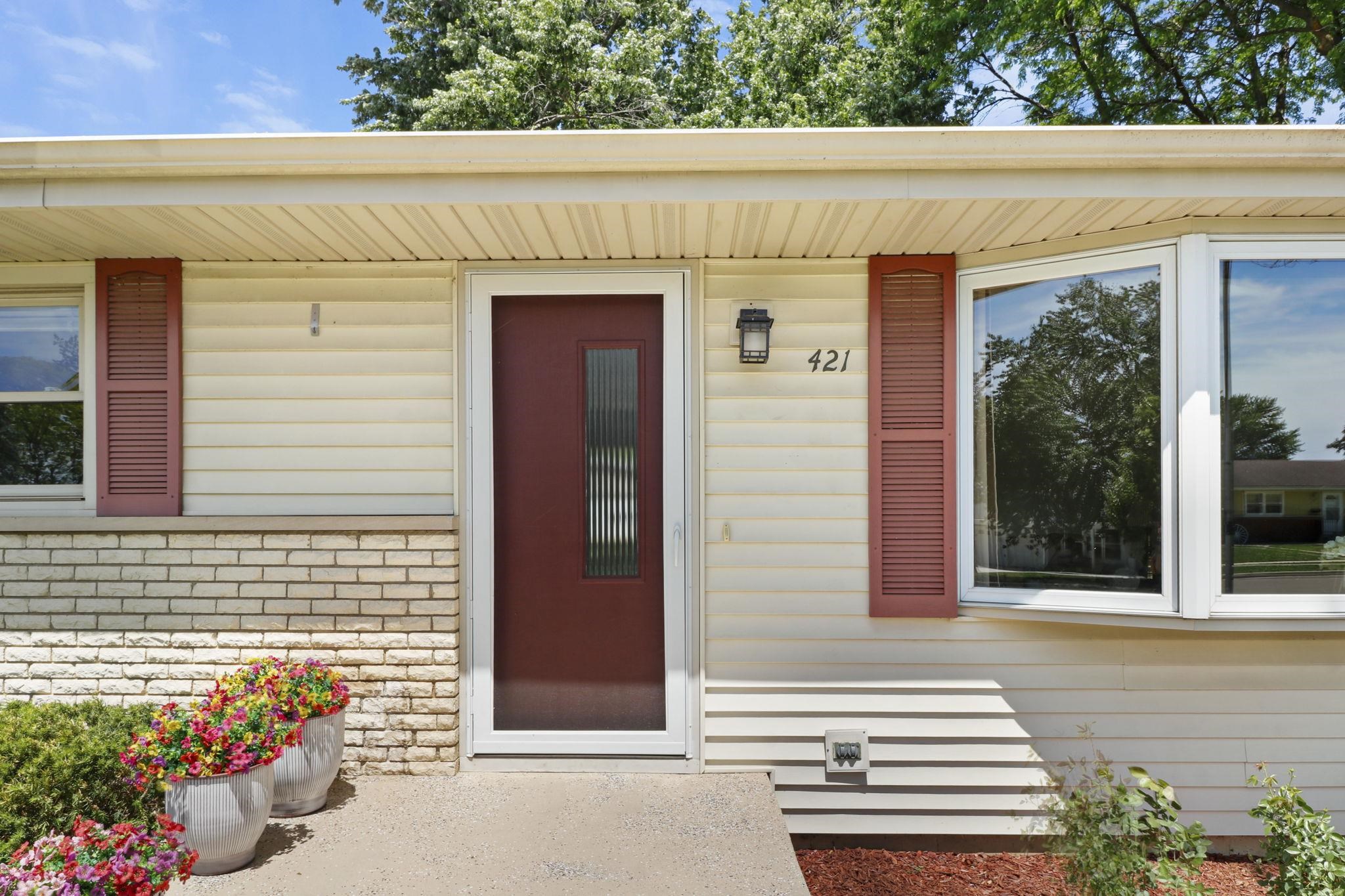 421 Patrick Waunakee, WI 53597 - Photo 33 of 35