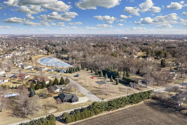 $539,900 | 1602 26th Street Southwest, Austin, MN 55912