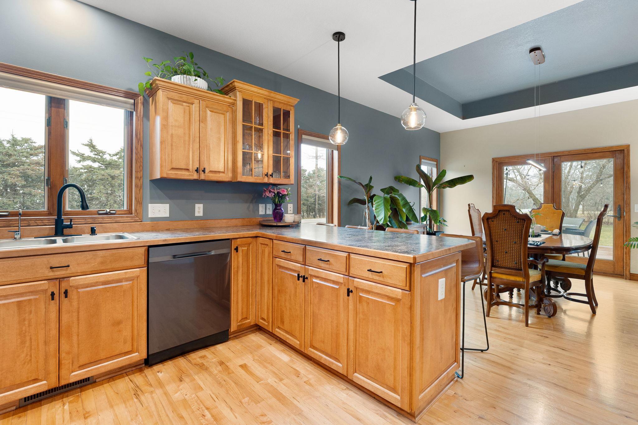 1602 26th Street Southwest Austin, MN 55912 - Photo 37 of 62