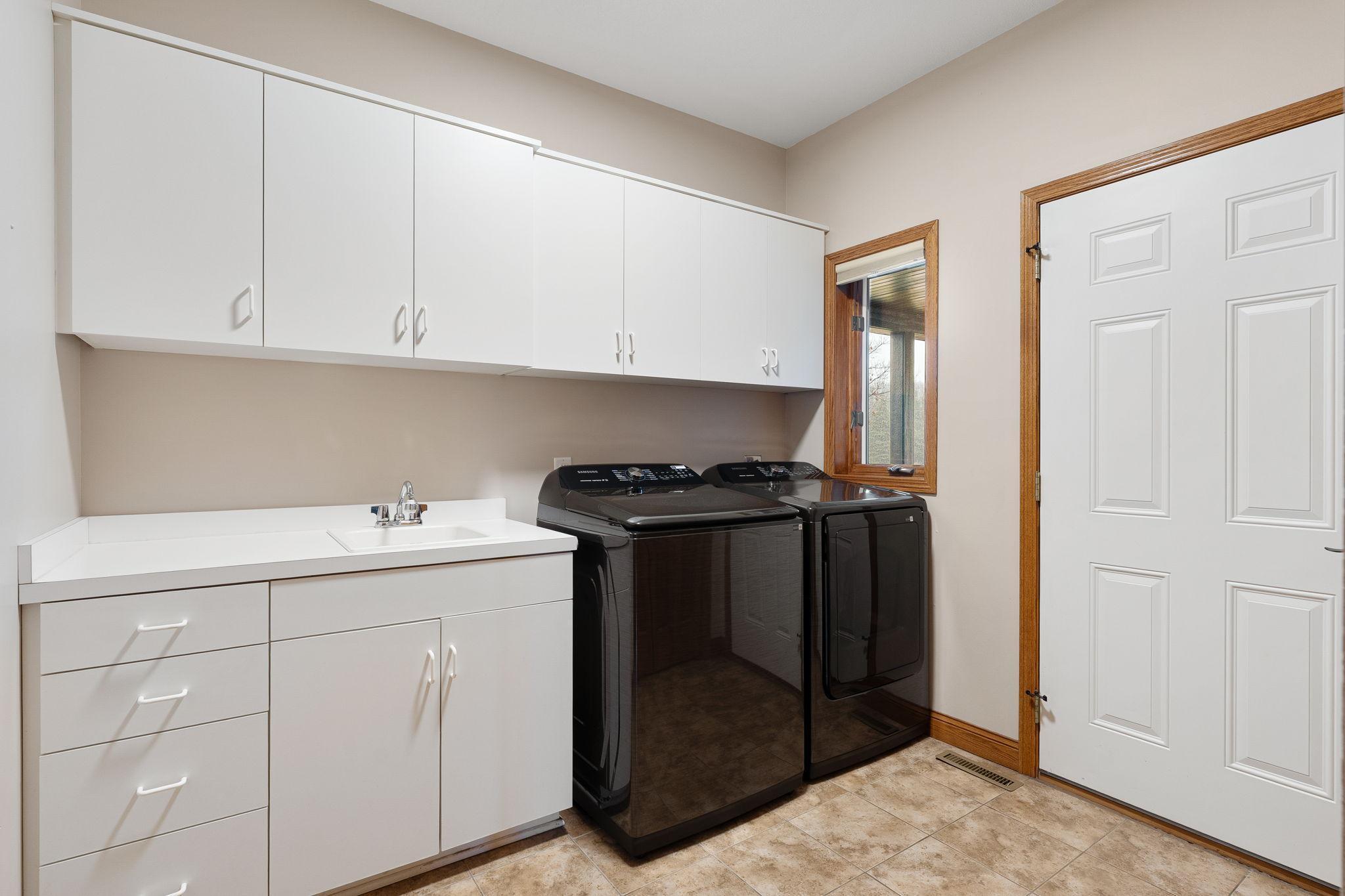 1602 26th Street Southwest Austin, MN 55912 - Photo 39 of 62