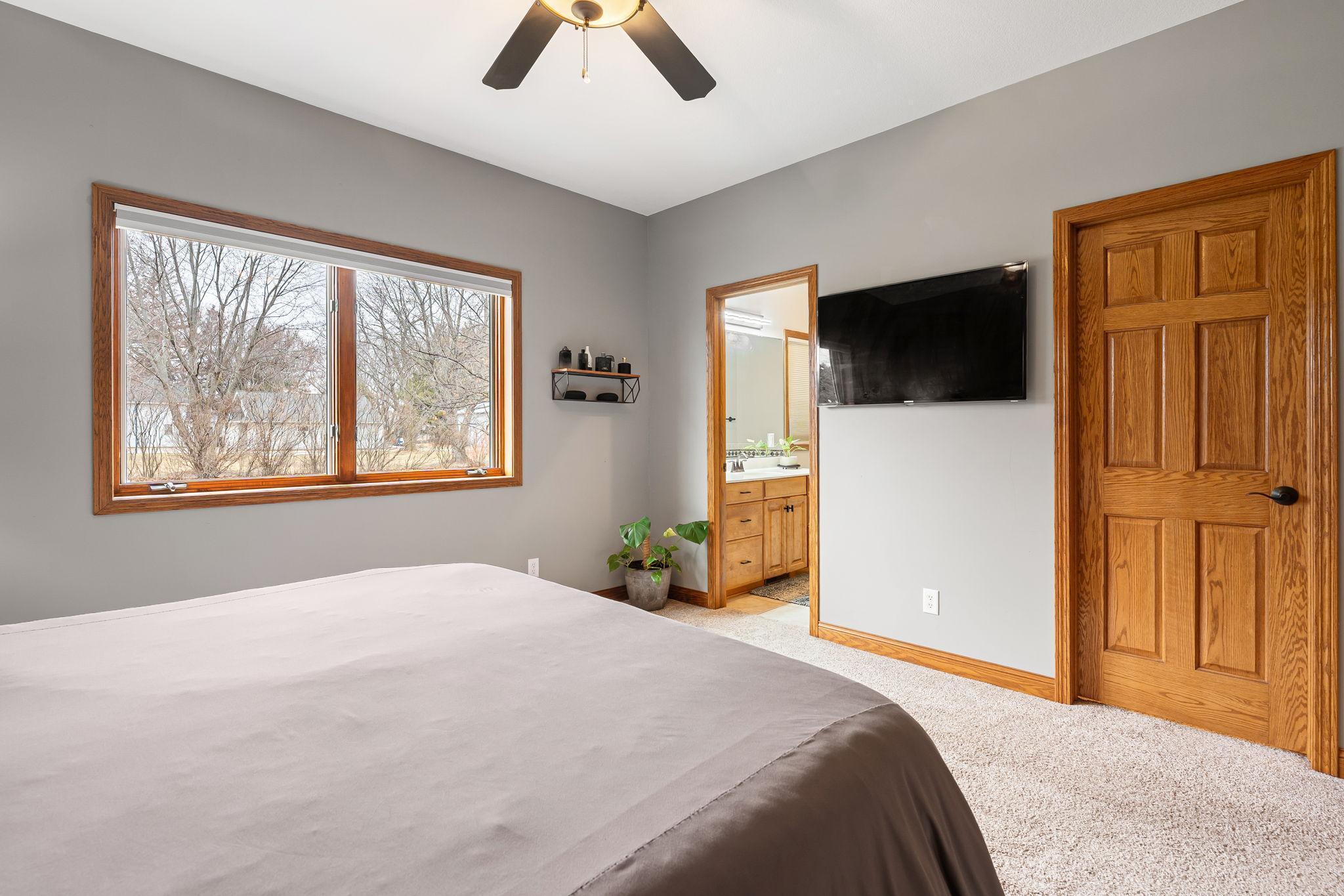 1602 26th Street Southwest Austin, MN 55912 - Photo 42 of 62