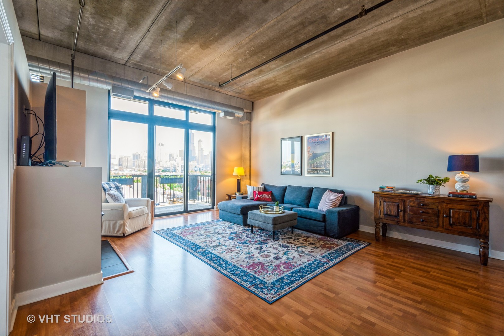 811 West 15th Place, Unit 503 Chicago, IL 60608 - Photo 3 of 21