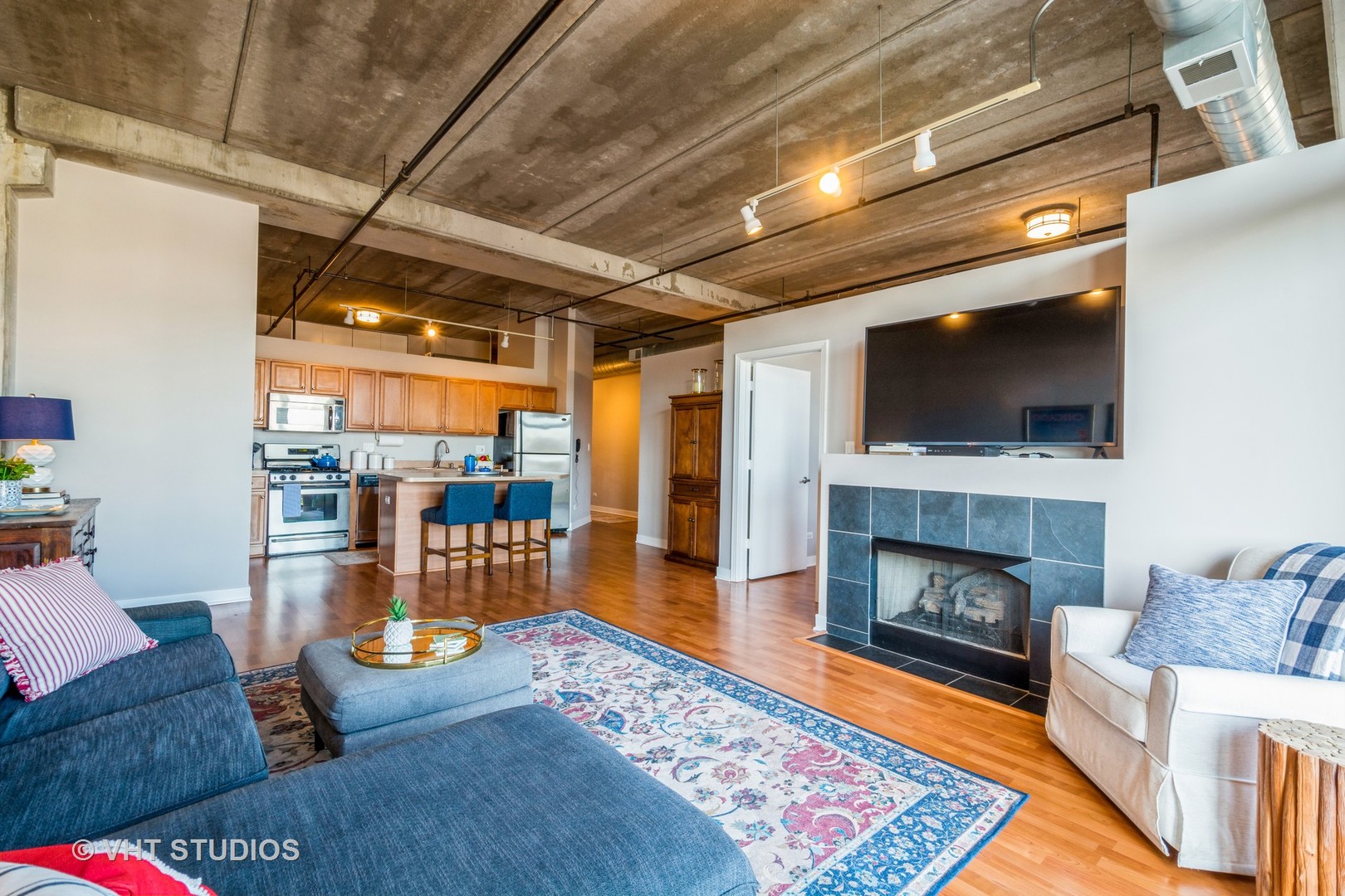 811 West 15th Place, Unit 503 Chicago, IL 60608 - Photo 4 of 21