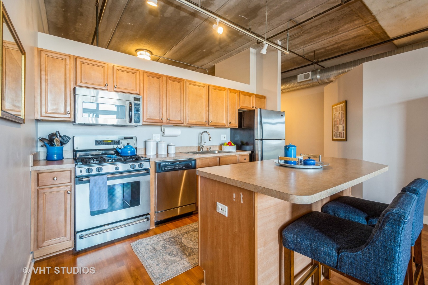 811 West 15th Place, Unit 503 Chicago, IL 60608 - Photo 8 of 21