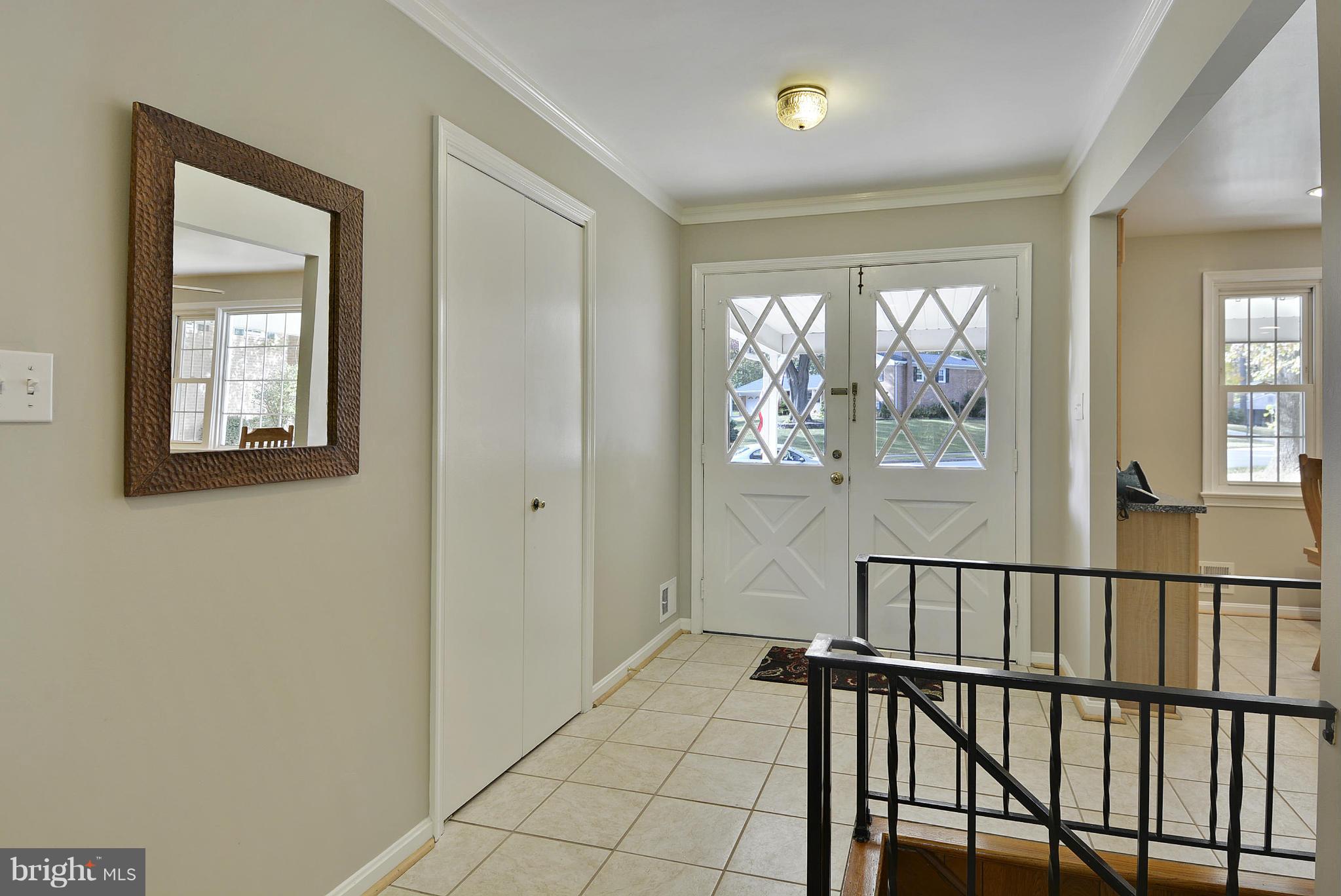 6731 Houndmaster Road Springfield, VA 22152 - Photo 2 of 30