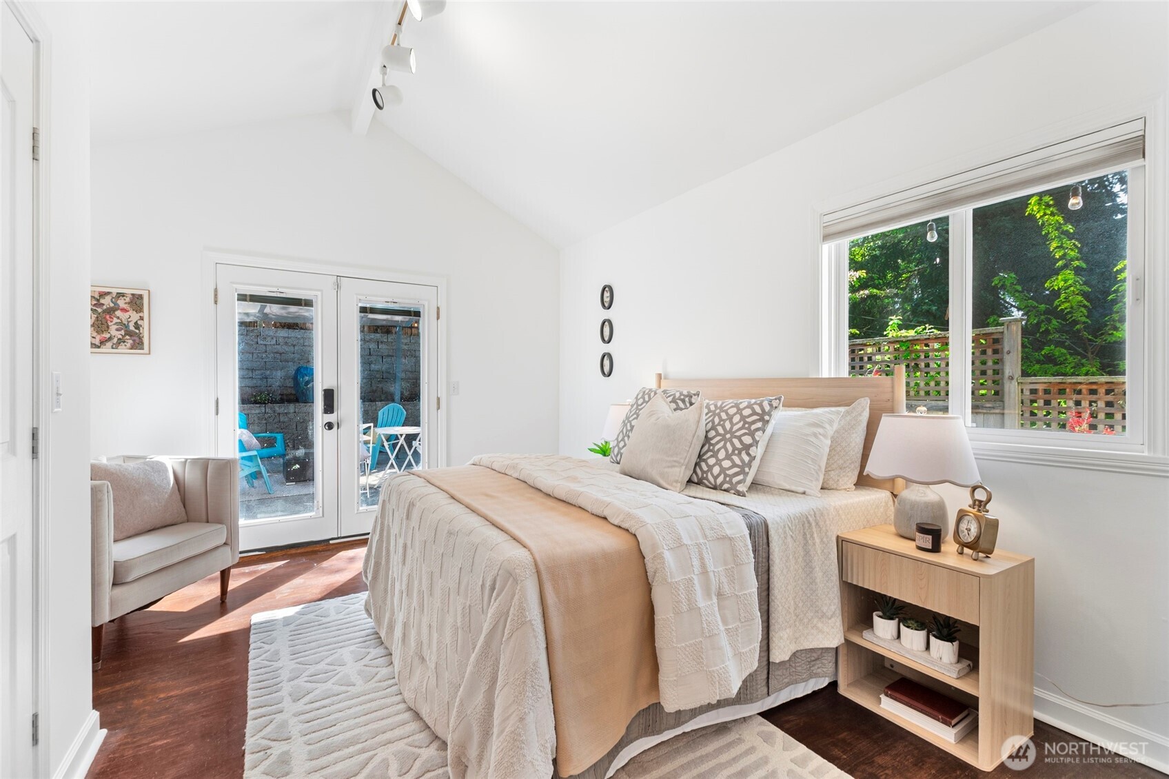 5620 38th Avenue Southwest Seattle, WA 98126 - Photo 20 of 39