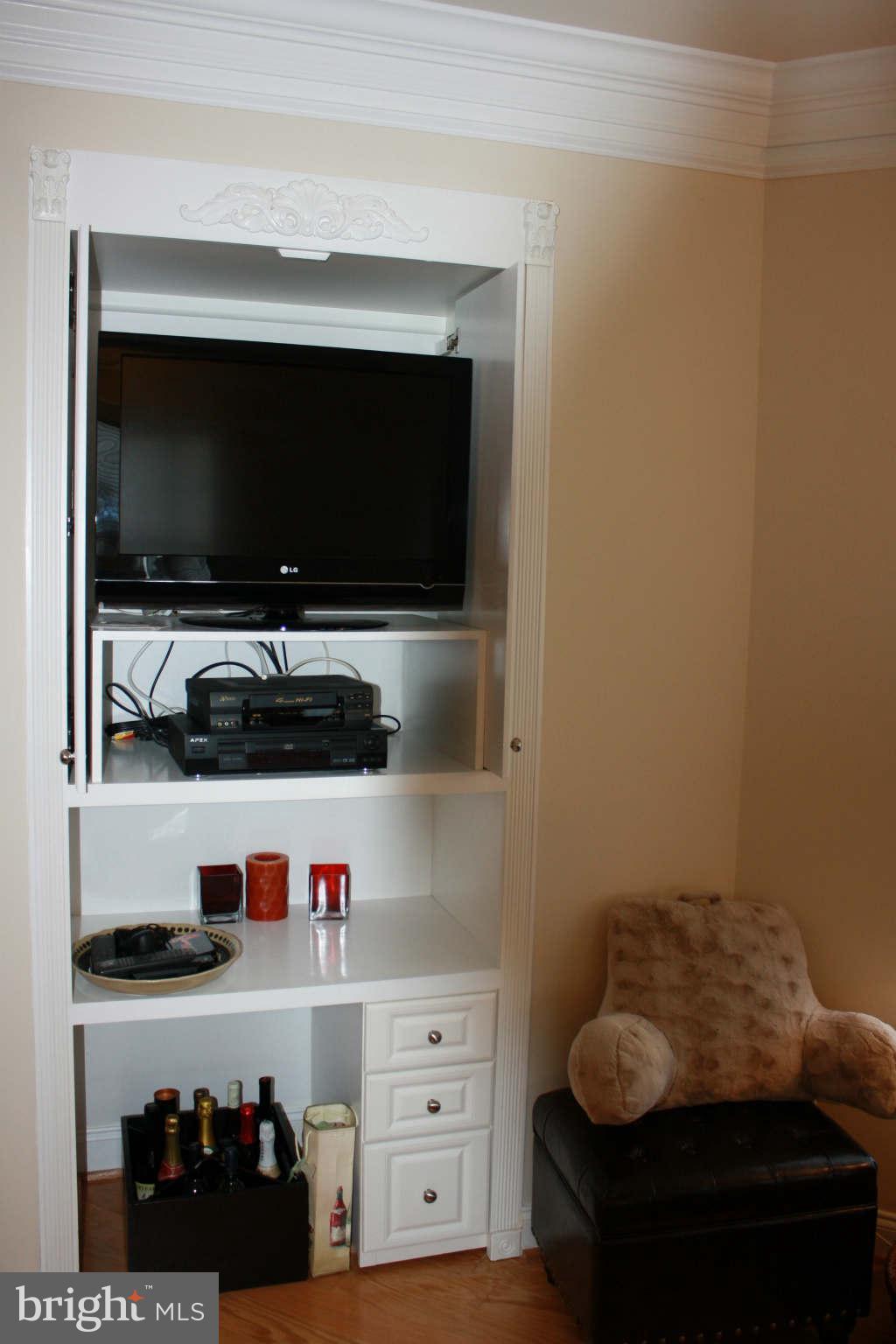 8075 Gatehouse Road, Unit 24 Falls Church, VA 22042 - Photo 8 of 24