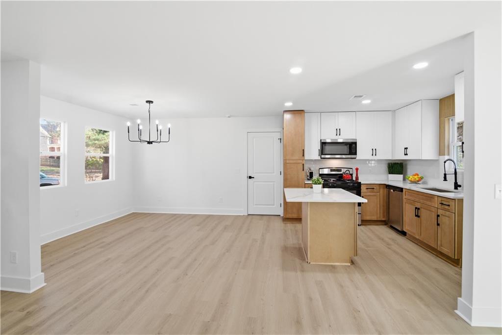 3901 Ebenezer Road Northeast Marietta, GA 30066 - Photo 10 of 50