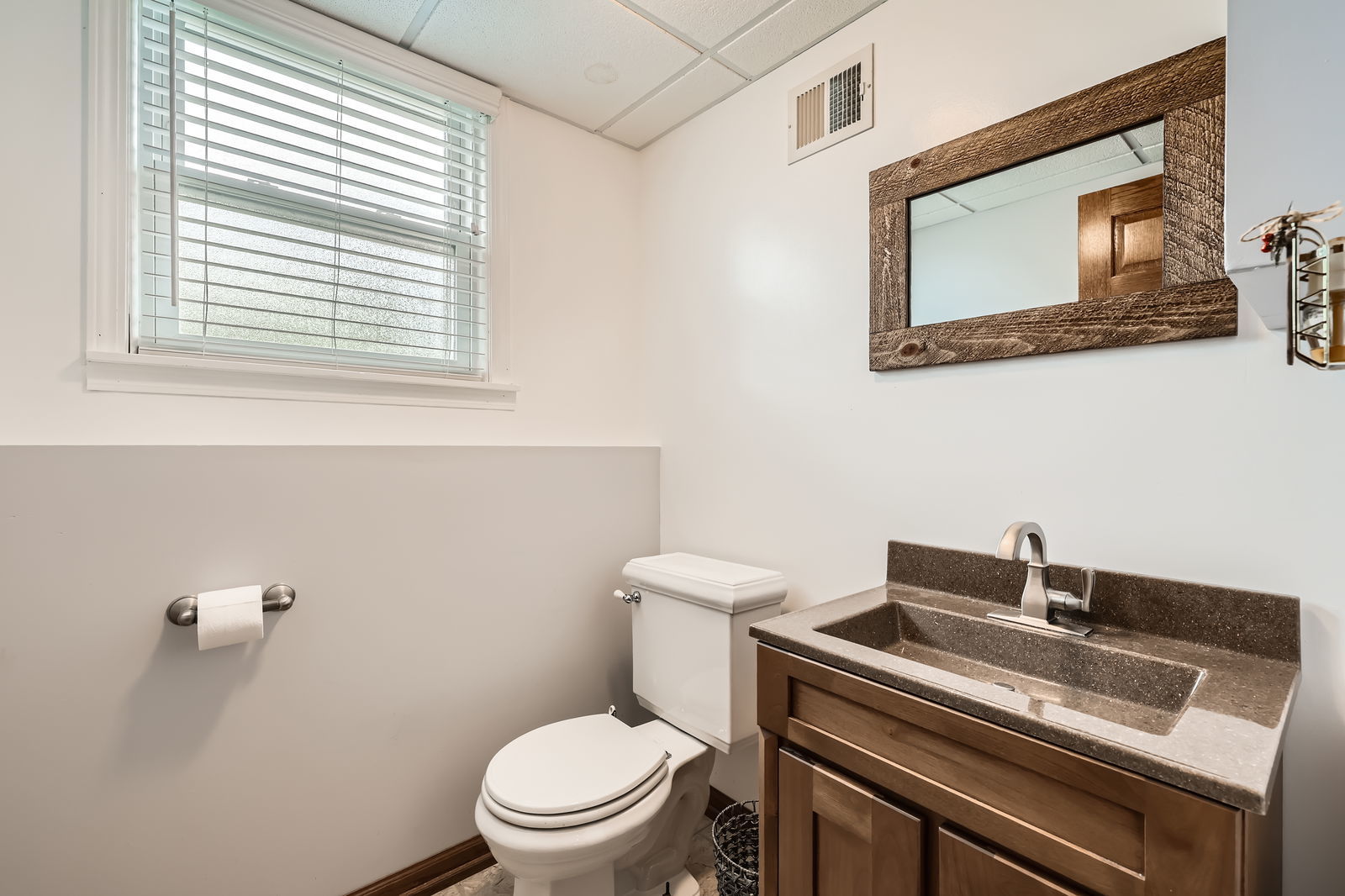 2080 Fox Lane Des Plaines, IL 60018 - Photo 11 of 12