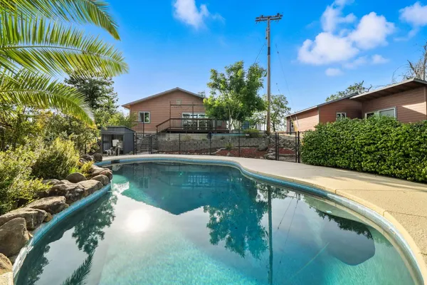 $639,900 | 3821 Pebble Drive, Redding, CA 96001