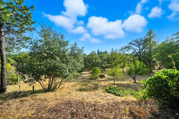 $639,900 | 3821 Pebble Drive, Redding, CA 96001