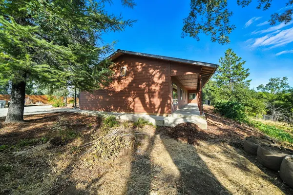 $639,900 | 3821 Pebble Drive, Redding, CA 96001