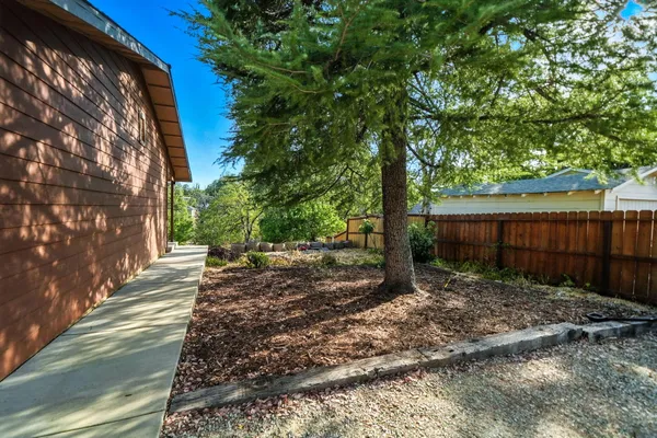 $639,900 | 3821 Pebble Drive, Redding, CA 96001
