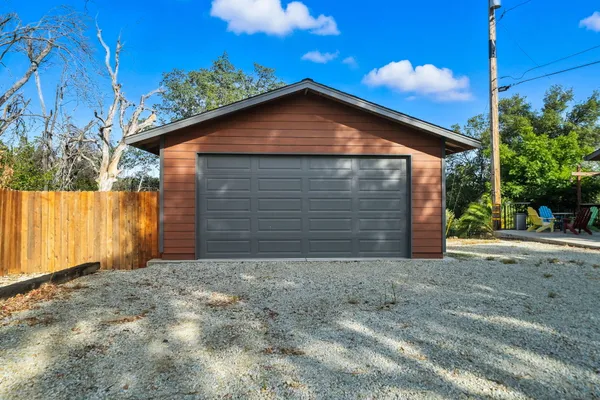 $639,900 | 3821 Pebble Drive, Redding, CA 96001