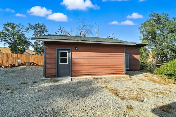 $639,900 | 3821 Pebble Drive, Redding, CA 96001