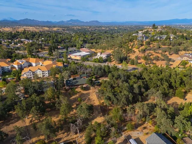 $639,900 | 3821 Pebble Drive, Redding, CA 96001