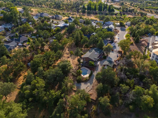 $639,900 | 3821 Pebble Drive, Redding, CA 96001