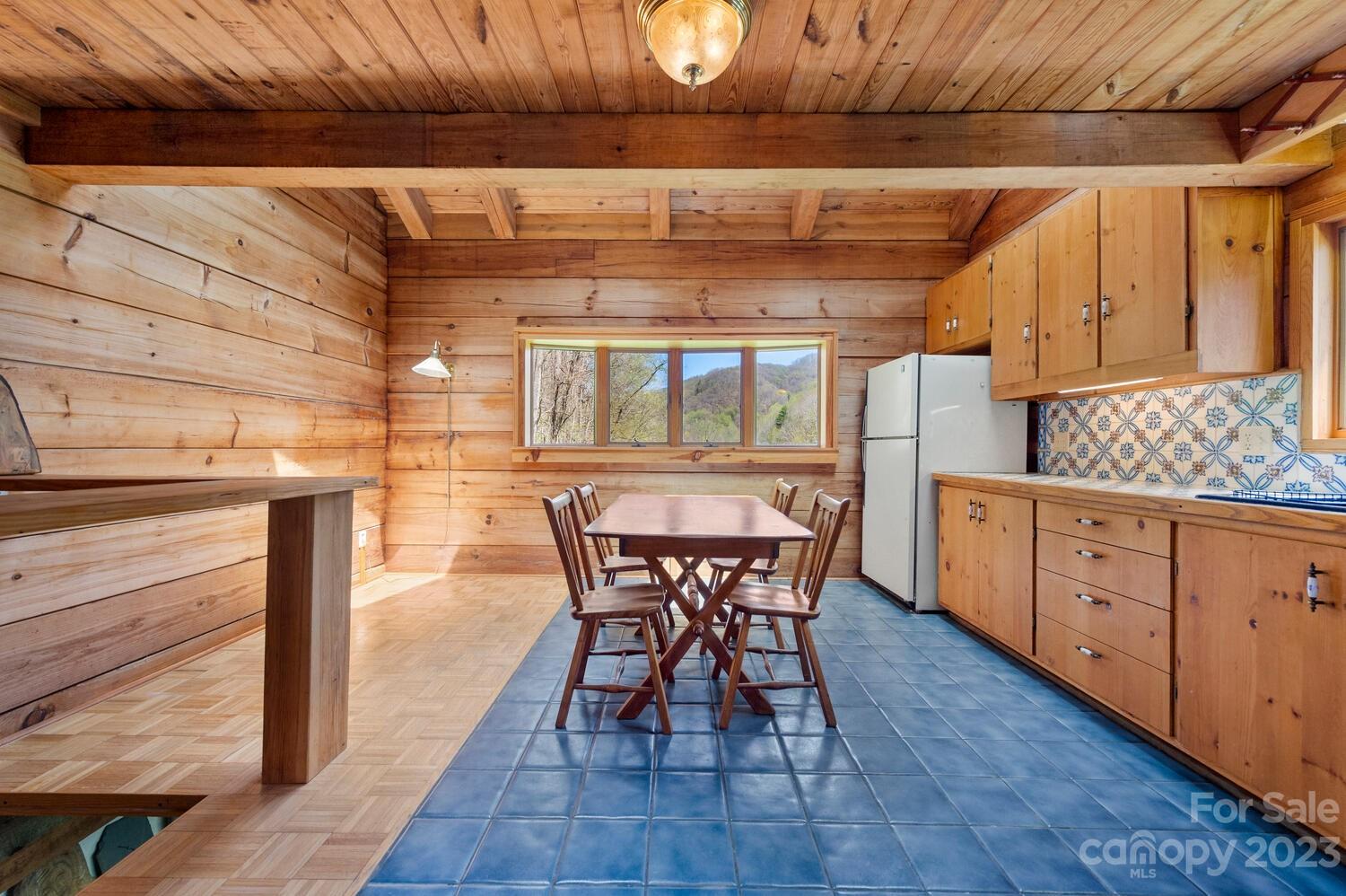 1620 South Fork Road Marshall, NC 28753 - Photo 13 of 41 Gallery Image 13
