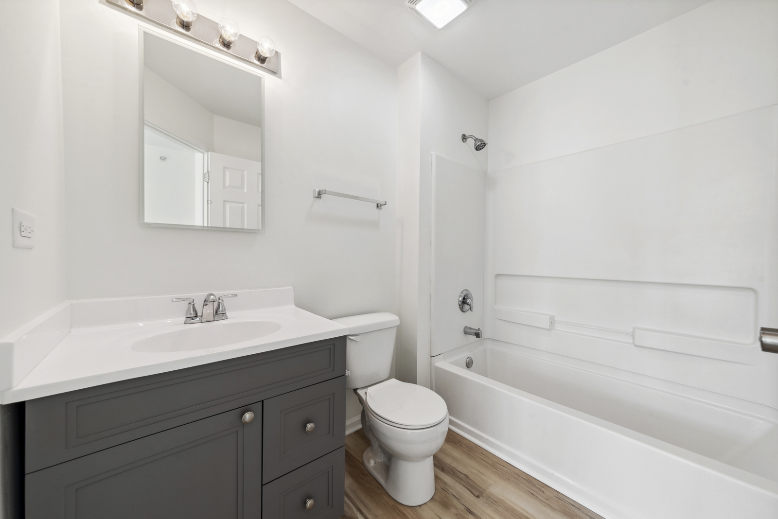 3748 Bailey Road, Unit 3748 Yorkville, IL 60560 - Photo 13 of 15