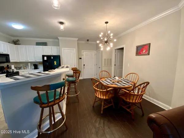 $2,000 | 100 Gateway Condos Drive, Unit 113, Surf City, NC 28445