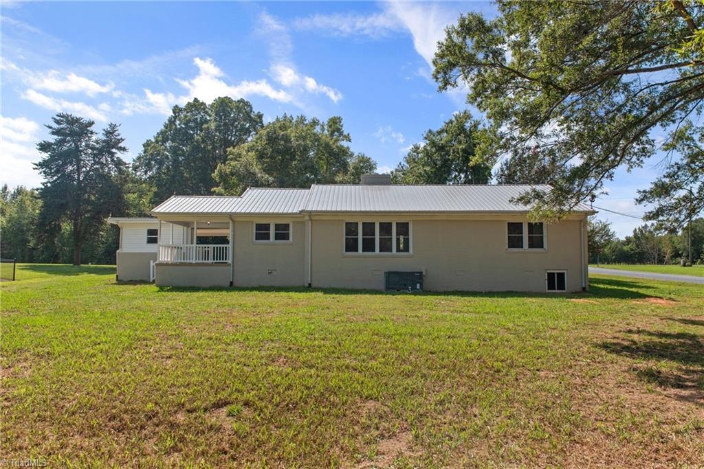 911 Foxfire Road Asheboro, NC 27205 - Photo 31 of 31 Gallery Image 31
