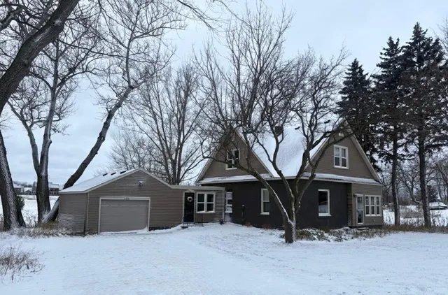 $334,900 | 309 Central Avenue West, St. Michael, MN 55376