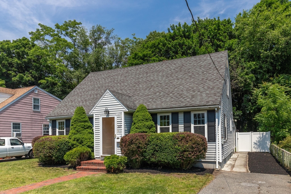 107 Roberts Road Medford, MA 02155 - Photo 3 of 28 Gallery Image 3
