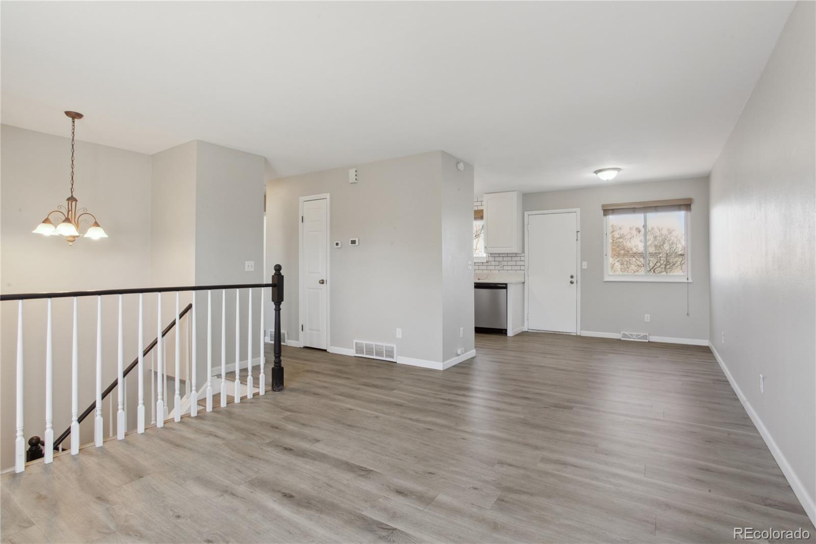 10762 Routt Court Westminster, CO 80021 - Photo 3 of 24